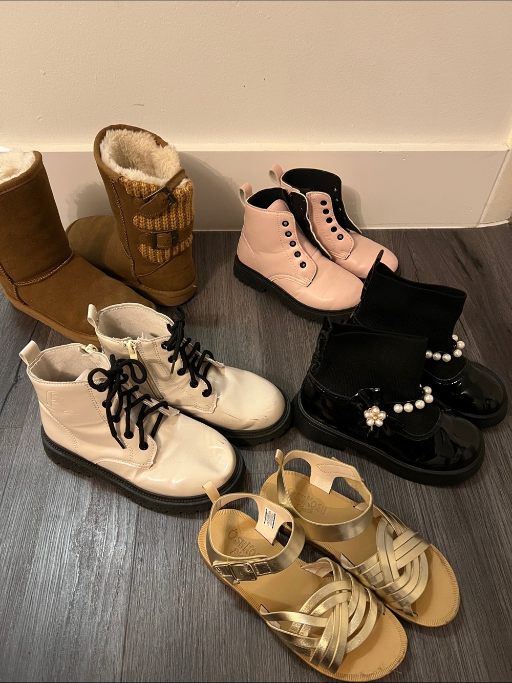 Girls Shoe Lot Sz 1